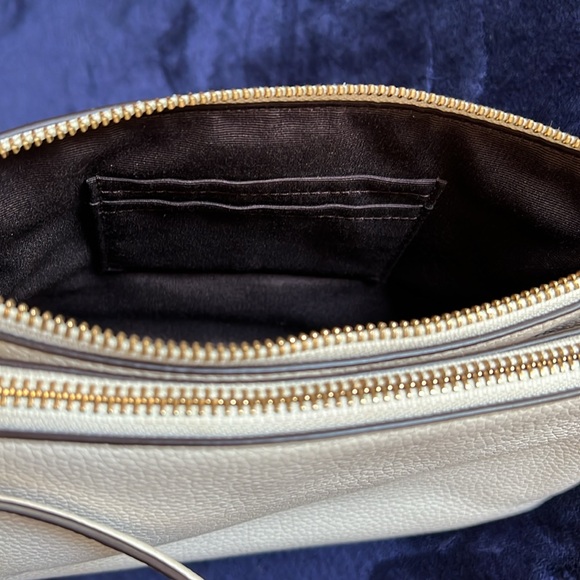 Coach Lyla Crossbody Ivory Color - Picture 2 of 14